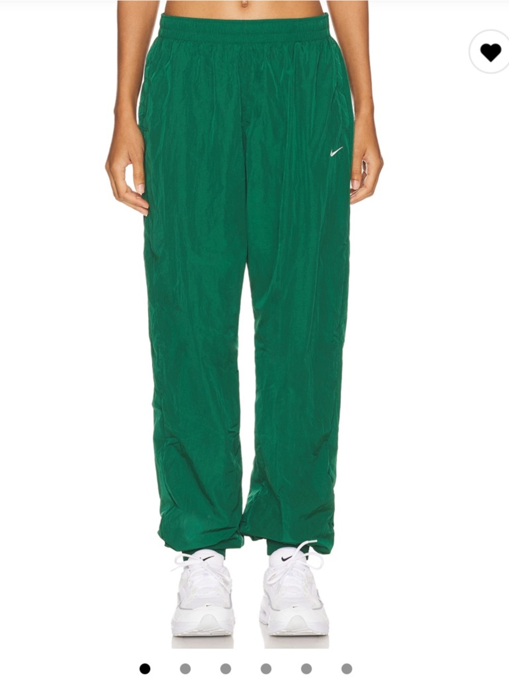 Nike Sportswear Essential Jogger in Gorge Green & Sail